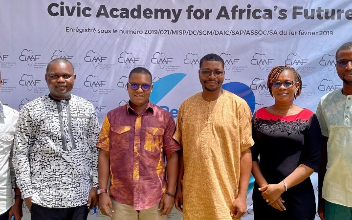 Le Civic Academy for Africa’s Future (CiAAF) a eu l’honneur d’accueillir ce mardi 6 mai 2025 à son siège à Abomey-Calavi, Dr Gilles YABI, Directeur exécutif de WATHI Think Tank, pour une séance de travail.